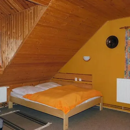 U Hrusku Krizlice